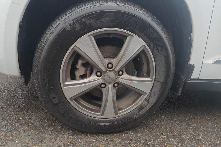 Used Haval H6 2016 Upgraded Model 1.5T Manual Two-Wheel Drive Elite Version
