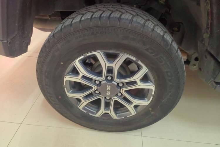 Used Beijing Auto BJ40 2023 2.0T Automatic Four-Wheel Drive Urban Hunter Edition Chivalrous Type
