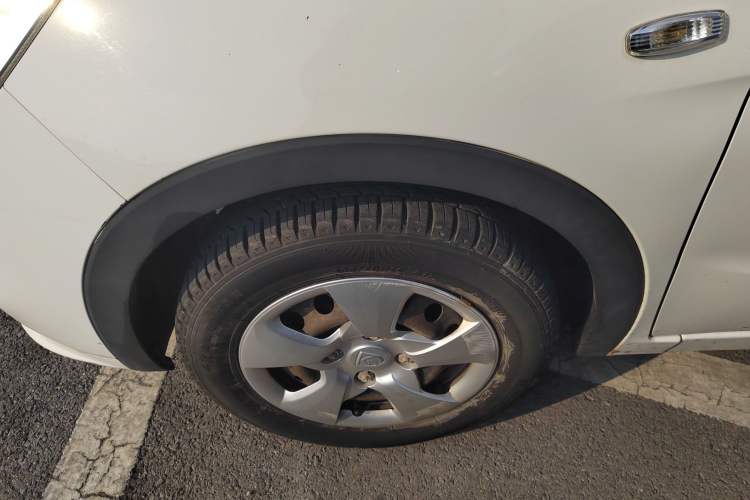 Used Baojun 310 2016 1.2L manual Comfort trim level
