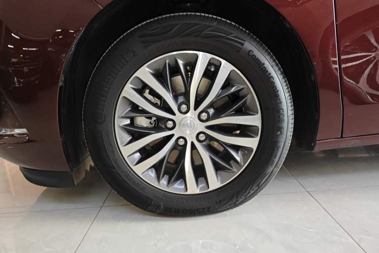 Used Buick GL8 2022 ES Landtrek 653T Comfort Edition