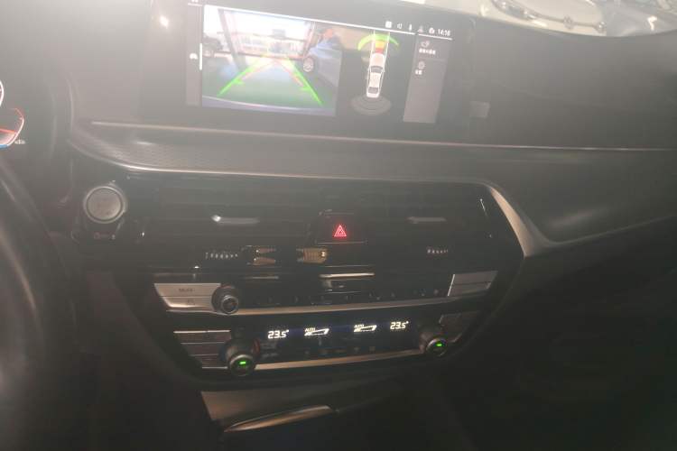 Used BMW 5 Series 2020 525i M Sport Package
