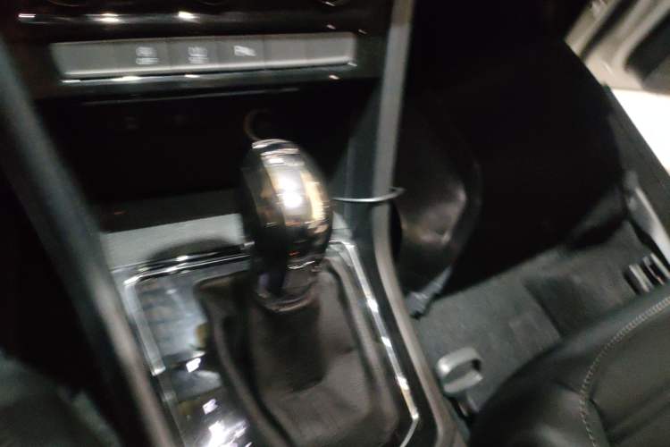 Used Volkswagen Touran 2018 Volkswagen Touran L 280TSI DSG Comfort Edition 7 Seats China V Emission Standard