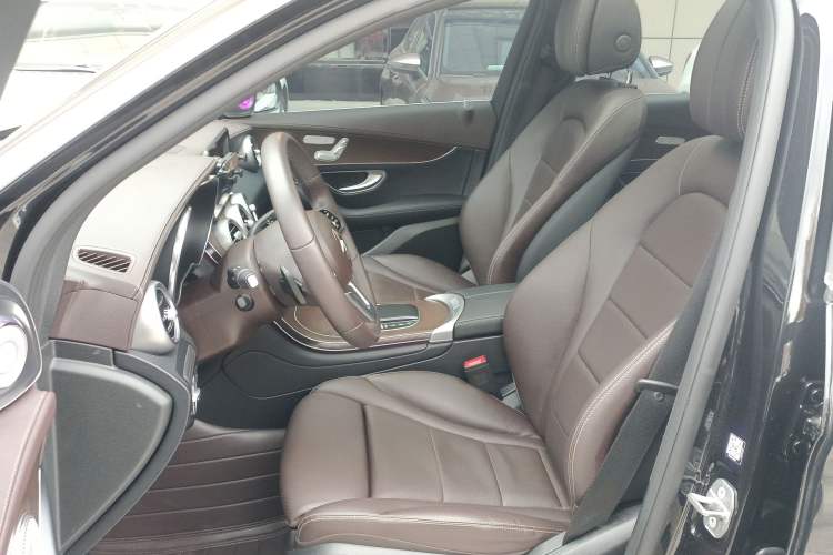 Used Mercedes-Benz GLC 2022 Second Facelift GLC 260 L 4MATIC Luxury Edition
