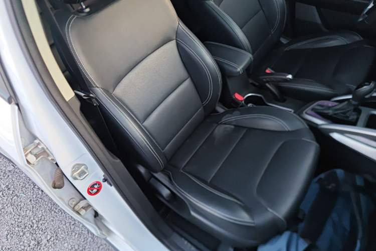 Used Geely Auto Vision X3 2017 1.5L Automatic Prestige Model
