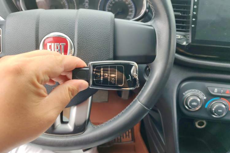 Used Fiat Viaggio 2012 1.4T Automatic Jingxiang Edition
