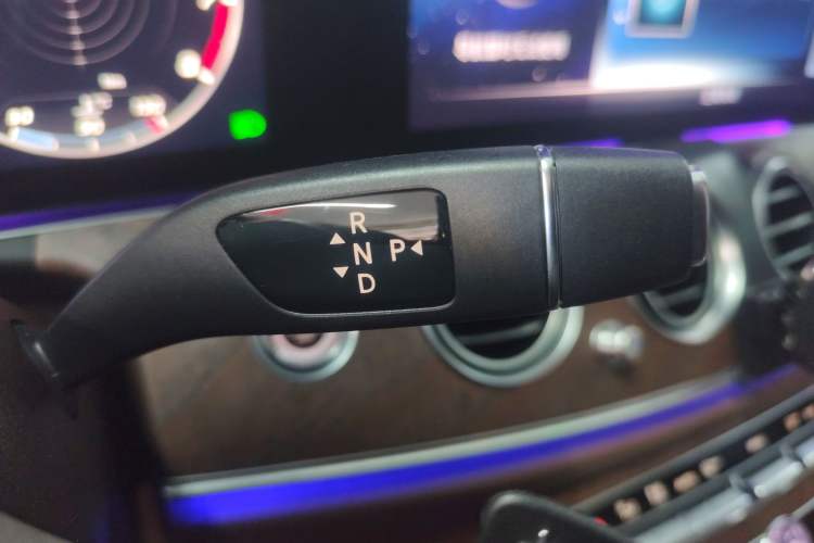 Used Mercedes-Benz E-Class 2019 E 260 L