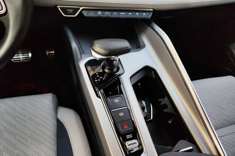 Used Geely Auto Preface 2021 Revised Version 2.0TD Luxury Edition