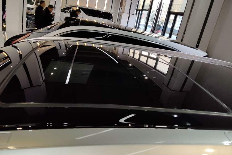 Used Toyota Highlander 2018 2.0T Four-Wheel Drive Luxury Version 7 Seats China VI Standard
