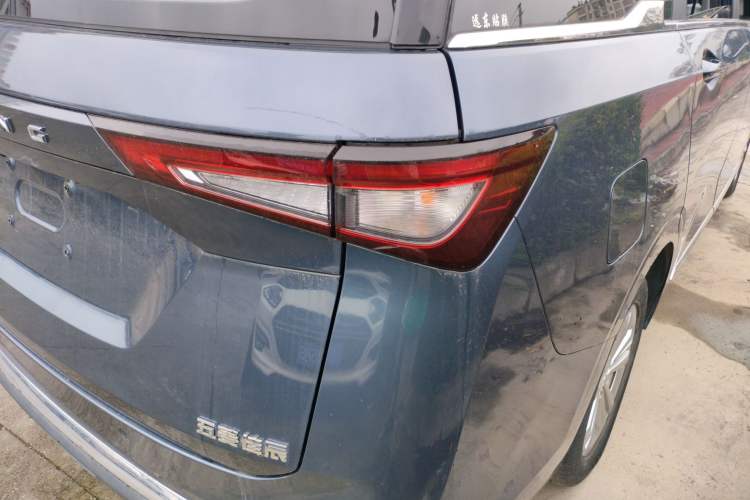 Used Wuling Jiachen 2022 1.5T Manual Comfort & Dynamic Version
