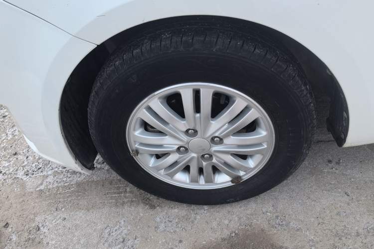 Used Kia K2 2012 Sedan 1.4L Automatic GLS Commemorative Edition
