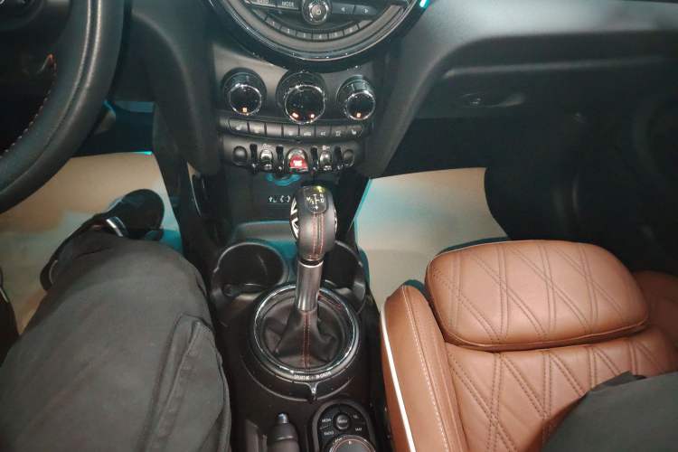 Used  MINI 2016 2.0T COOPER S CABRIO
