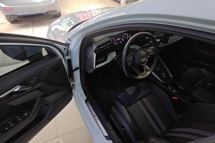 Used Audi A3 2024 Sportback 35 TFSI Fashionable Sports Model
