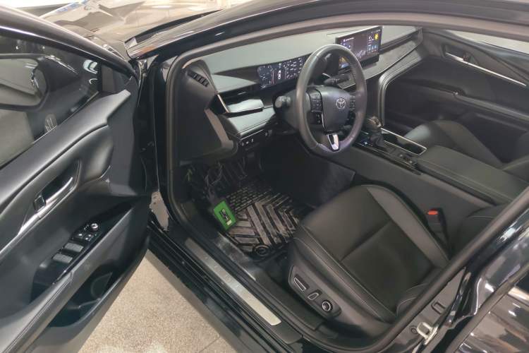 Used Toyota Camry 2024 2.0G Prestige Edition