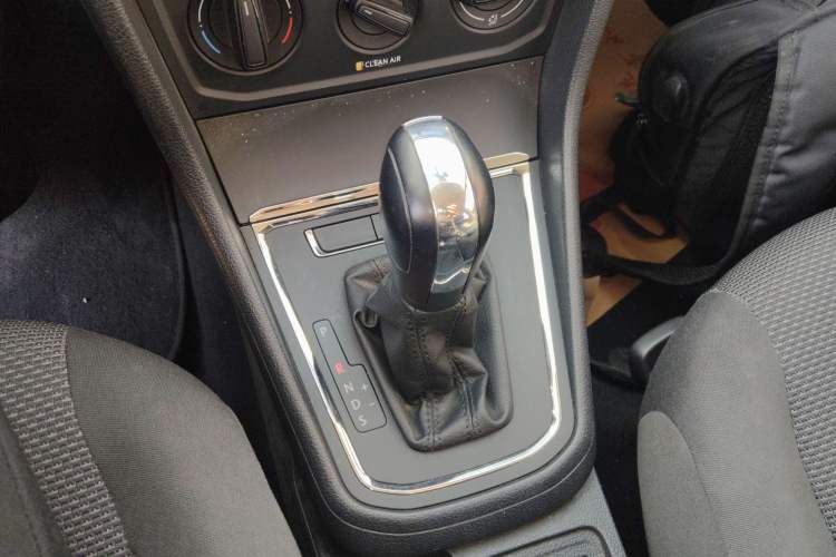 Used Volkswagen Bora 2018 1.5L Automatic Fashion Model