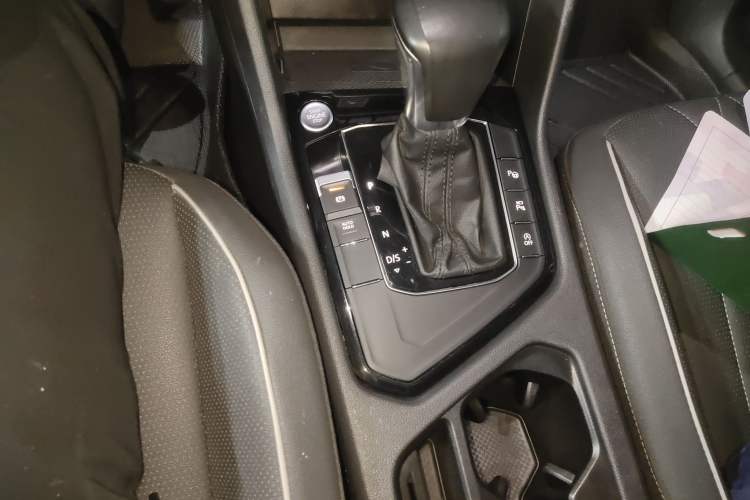 Used Volkswagen Tiguan L 2023 330TSI Automatic Two-Wheel Drive R-Line Enjoyment Edition