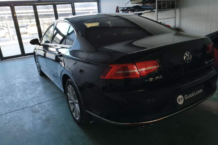 Used Volkswagen Magotan 2018 330TSI DSG Advanced Model
