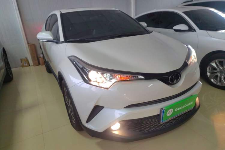 Used Toyota C-HR 2020 2.0L Leading Edition
