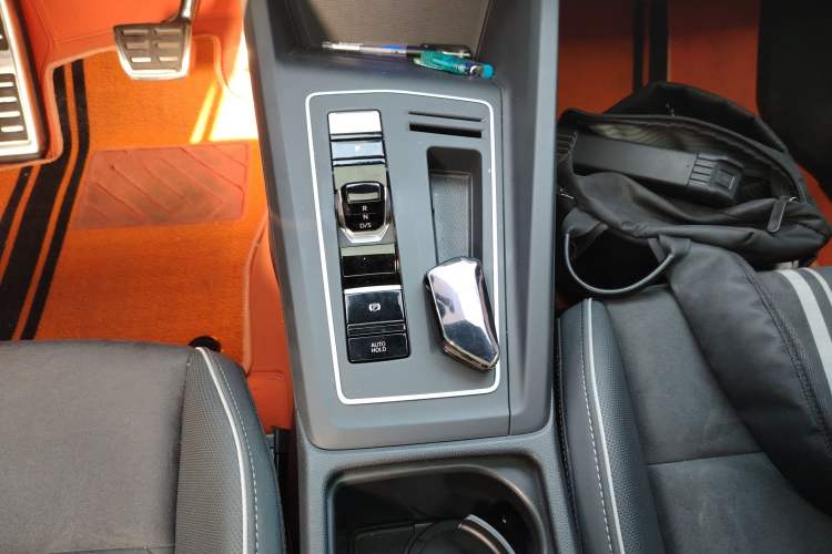 Used Volkswagen Golf 2023 Facelift 280TSI DSG R-Line
