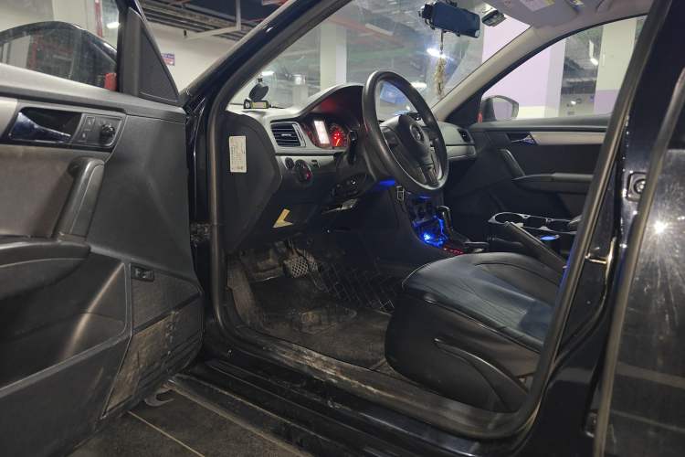 Used Volkswagen Lavida 2013 1.6L Automatic Fashion Edition
