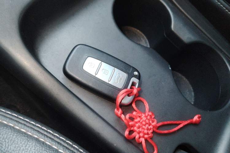 Used Kia Sportage R 2014 2.0L Automatic Two-Wheel Drive GLS Trim
