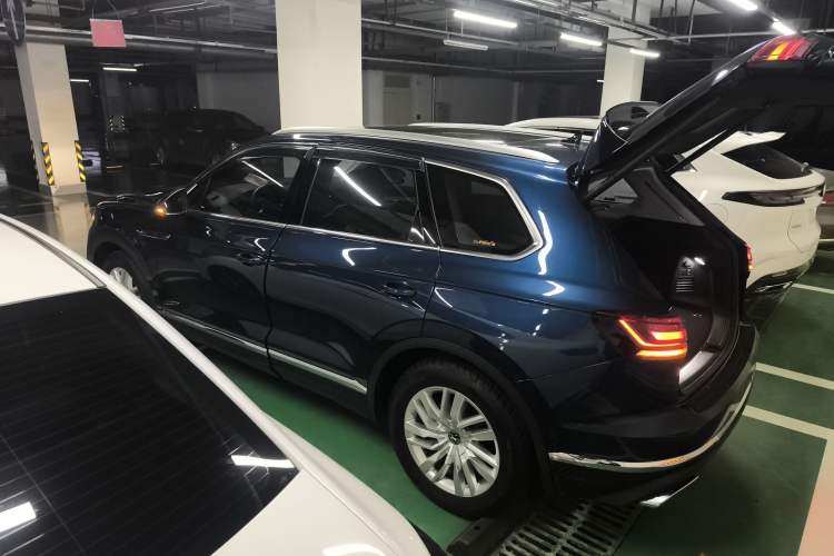 Used Volkswagen Touareg 2019 2.0 TSI Ruiyi Edition China V Standard
