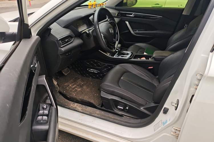 Used Dongfeng Aeolus Yixuan 2020 230T Automatic Cool Edition
