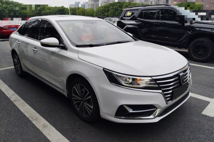 Used Roewe i6 2019 PLUS 20T TST 4G Connected Flagship Superb Edition
