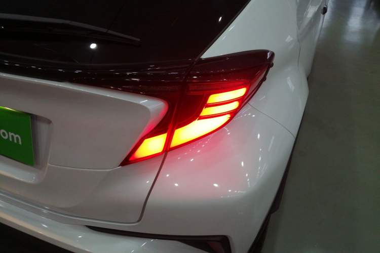 Used Toyota C-HR 2021 2.0L Luxury Edition
