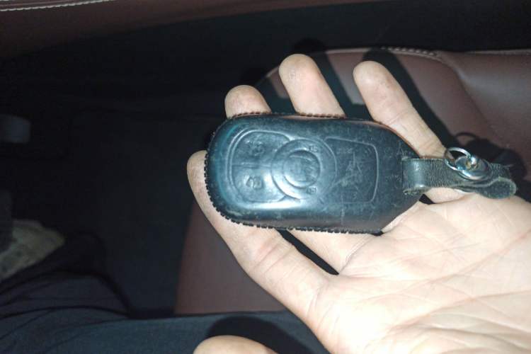 Used Buick Envision 2014 28T All-Wheel-Drive Versatile Sports Flagship Edition
