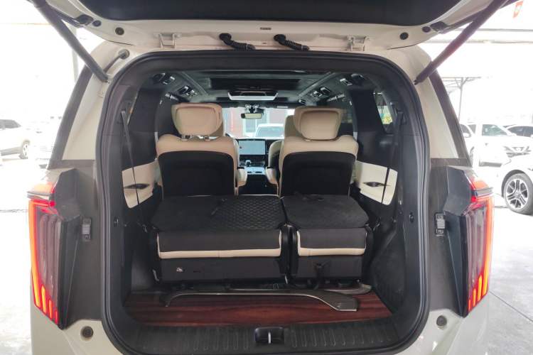 Used GAC Trumpchi M8 2023 Zongshi Series Dual-Motor Flagship Edition
