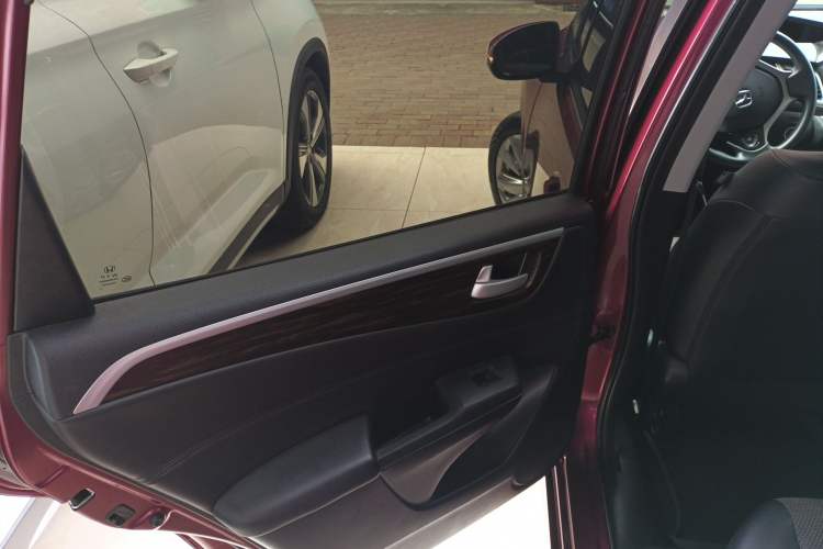 Used Honda Jade 2017 1.8L automatic Comfort version 5 seats