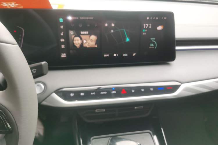 Used Changan Ruicheng PLUS 2023 1.5T DCT Prestige Edition
