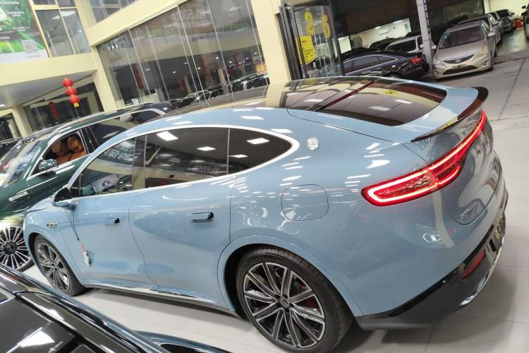 Used Hima Luxeed R7 2024 All-Electric 736 km Ultra
