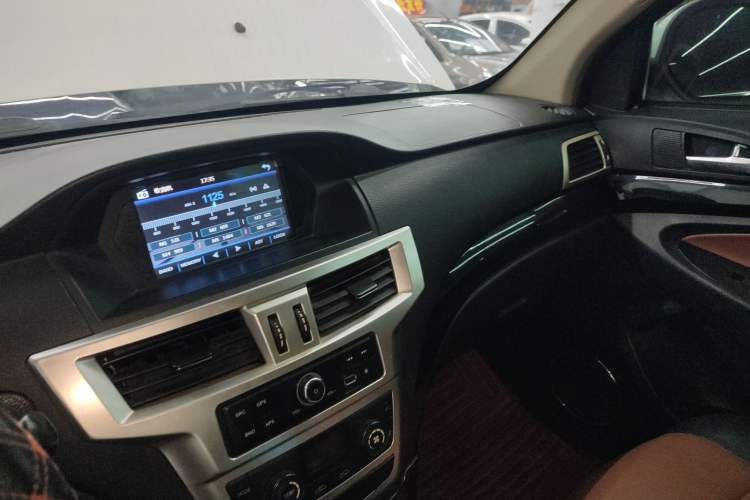 Used Foton Landfort 2016 1.9T Diesel Two-Wheel Drive Elite Edition 5 Seats