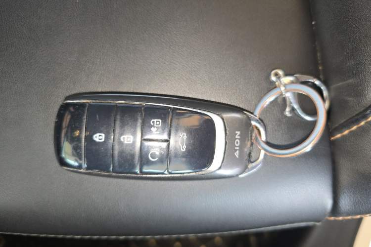 Used AION S 2023 Xuan 580 55.2 kWh Lithium Iron Phosphate
