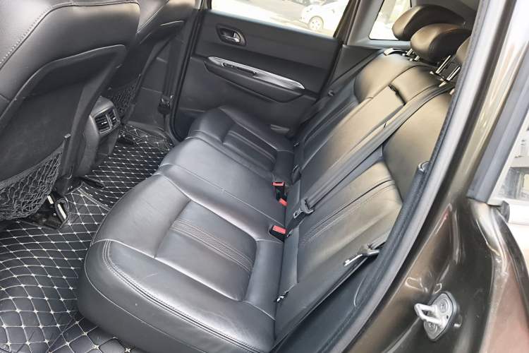 Used Peugeot 3008 2013 2.0L Automatic Trend Edition