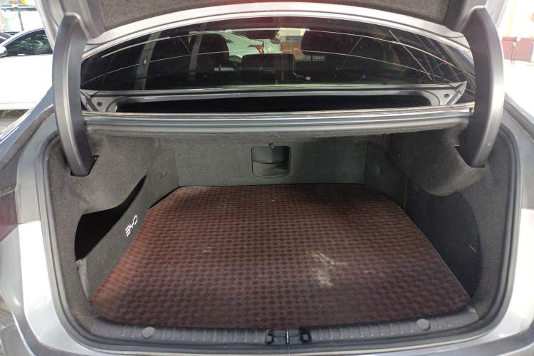 Used BYD Han 2022 EV Genesis Edition 610KM All-Wheel Drive Premium Model