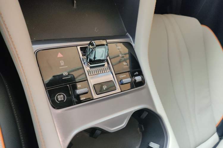 Used BYD Song PLUS New Energy 2023 Champion Edition DM-i 110KM Flagship PLUS
