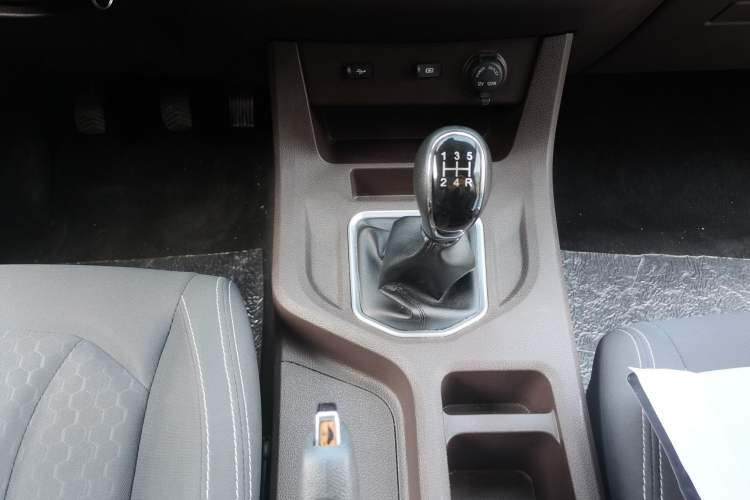 Used  Ruisheng Ace M7 2023 1.6L Standard Wheelbase Wealth Creation Model 5 Seats
