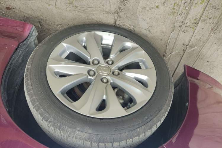 Used Honda Jade 2017 1.8L automatic Comfort version 5 seats
