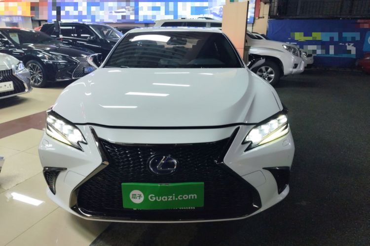 Used Lexus ES 2021 300h F SPORT
