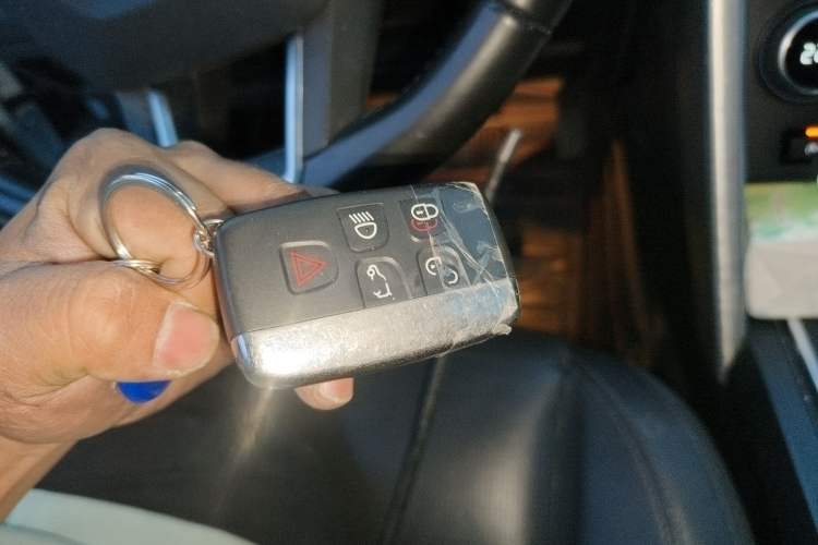 Used Land Rover Discovery Sport 2016 2.0T SE
