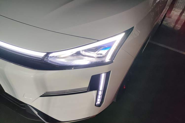 Used  L6 2025 EM-i 140km Explorer+ Edition
