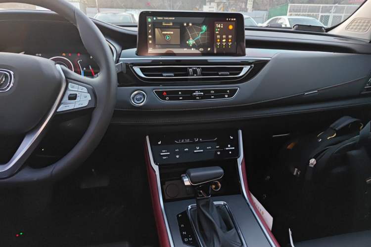 Used Changan CS75 2022 Blue Whale Edition 1.5T DCT Prestige Model
