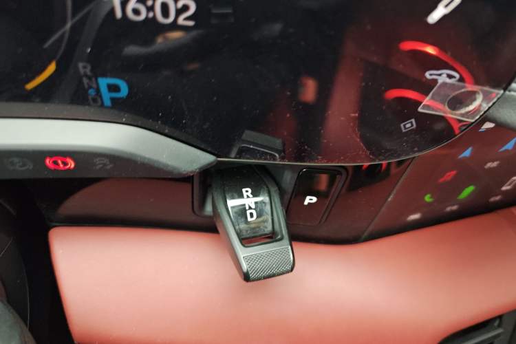 Used Porsche Taycan 2022-Year Updated Taycan