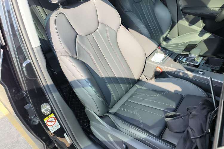 Used Audi Q5L 2022 40T Luxury Dynamic Model
