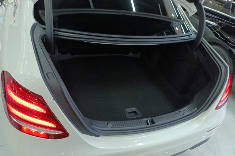 Used Mercedes-Benz E-Class 2019 Restyled E 300 L Sport Luxury Edition