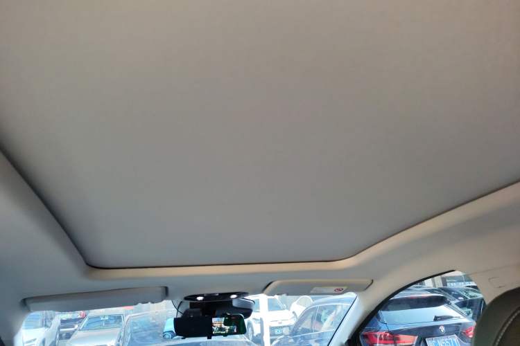 Used AION Y 2023 Younger Star Edition