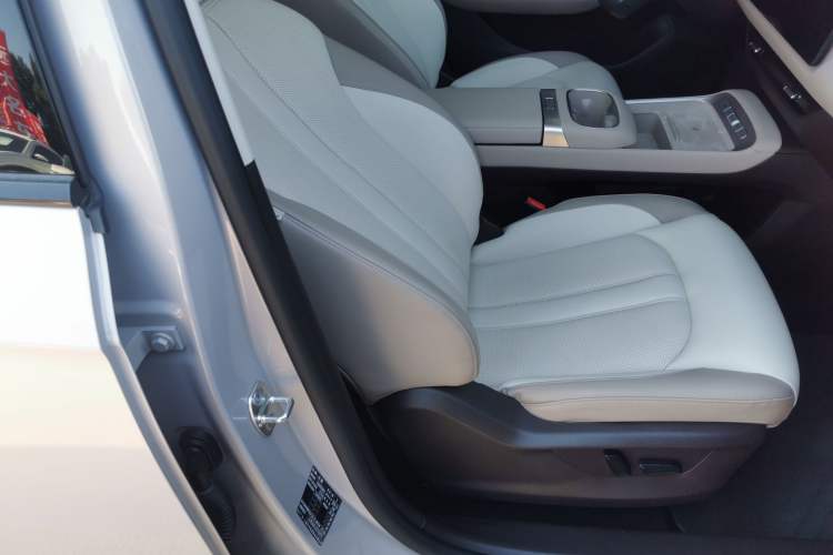 Used MG ES5 2025 525max Rear-Drive Intelligent Driving Version
