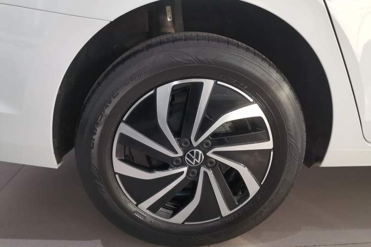 Used Volkswagen Lavida 2023 New Rui 1.5L Automatic New Yi Edition